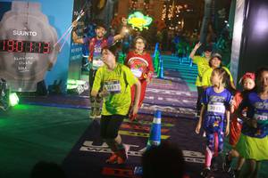 BIB: 190333, 3581, 120, 3053
                            <button type="button" onclick="openModal(26275188)" class="btn btn-primary btn-sm float-right btn-popup" data-toggle="modal" data-target=".modal-high-quality">
                        <i class="fas fa-shopping-cart"></i> Add to Cart
                    </button>
                                            <button type="button" onclick="isThisMe(26275188, true)" class="btn btn-success btn-sm float-right btn-popup btn-isme hidden" data-toggle="tooltip" data-placement="bottom" title="นี่คือรูปของคุณใช่ไหม คลิกที่นี่เพื่อเอาเข้าอัลบั้ม">
                        <i class="fas fa-plus"></i> Add to album
                    </button>
                    <button type="button" onclick="isThisMe(26275188, false)" class="btn btn-warning btn-sm float-right btn-popup btn-isnotme hidden">
                        <i class="fas fa-ban"></i> Remove from album
                    </button>